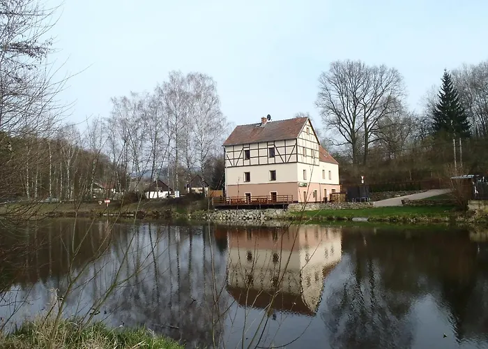 Bed and Breakfast Cerny Mlyn